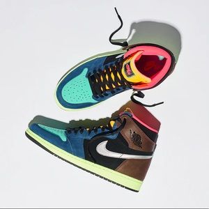 AIR JORDAN 1 Retro High OG ‘Tokyo Bio Hack’ (Women’s 8.5) NEVER BEEN WORN!!